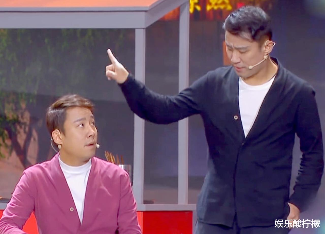欢乐喜剧人▲喜剧人总决赛热闹了，9名选手，8个相声演员，剩下一个还不说话