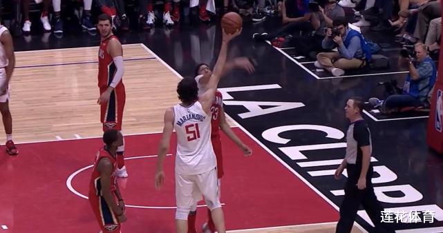 球探|NBA的未来巨星？15岁臂展2米44球探称其为“世界上最有前途的人”！