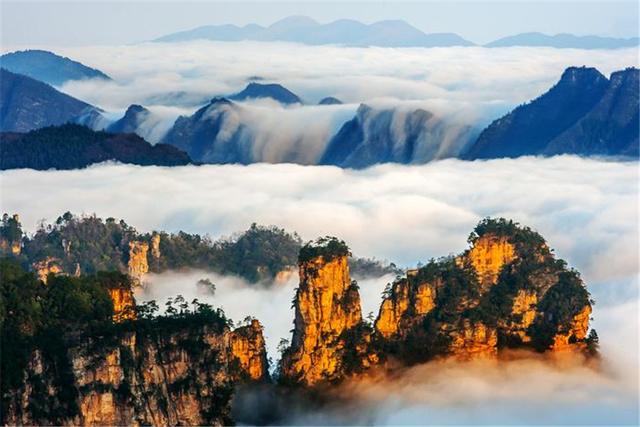 杨家界|一步踏入“杨家界”,沟壑纵横溪水湍流,赏风景、品文化