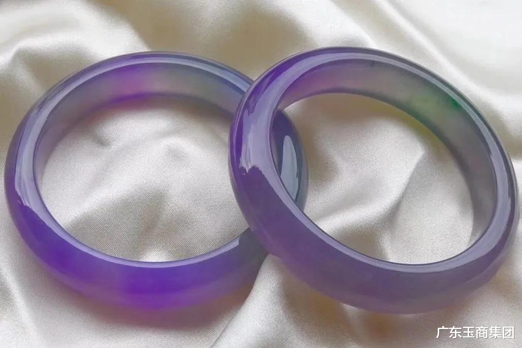 翡翠|春带彩翡翠那么美，怎么挑才对？