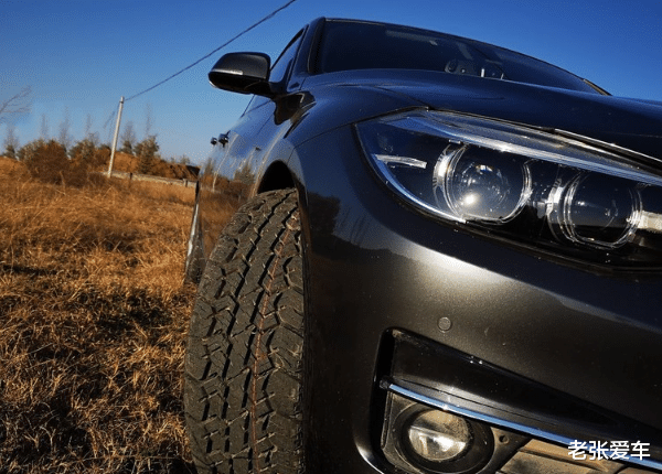 宝马3系|纯进口2.0T，看车标就能够迷倒一片，如今价格\跳水\，却卖不动