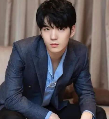 邓伦|芒果台封杀的5位明星，前4位都是一手捧红，最后一位人人厌恶