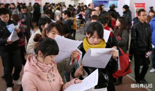 高考|6个“烂大街”的专业,人才已“严重饱和”,不仅难考还难就业