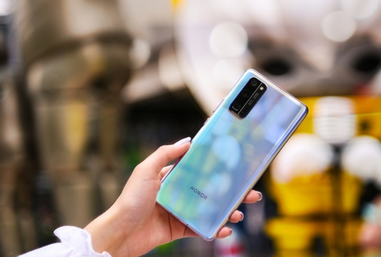 |5G手机那么多，到底哪款最适合学生党？三分钟教会你