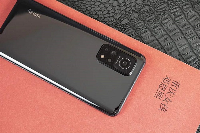 红米手机|超越华为和OPPO，最流畅的国产手机诞生，1分钟卖出10万台