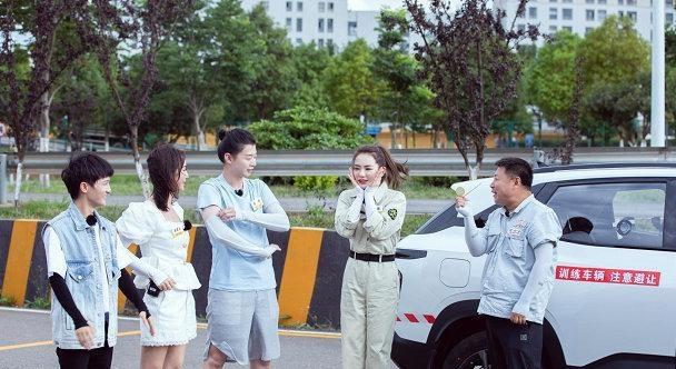 许嵩|娱乐收藏，金莎回应新歌抄袭白冰手写长文告别台