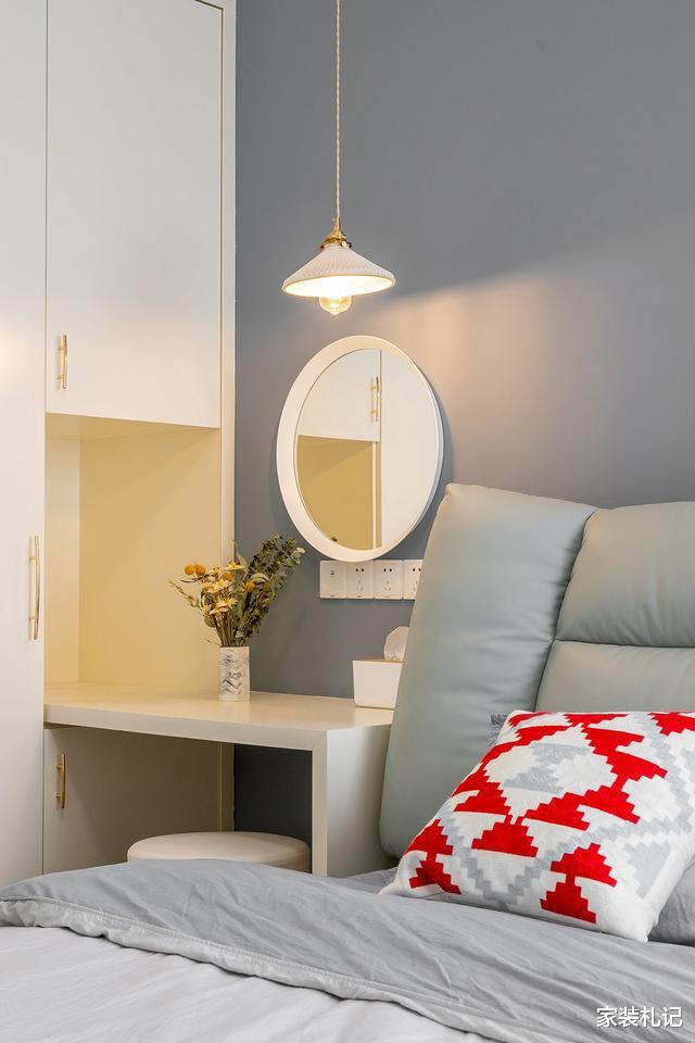 「」这大概是我见过最温柔的家，67平两房一厅，用简装诠释生活