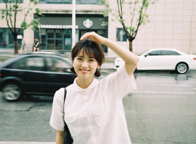 发型|具备“少女感”的女生，多半有以下4个相似之处，不只是简单看脸