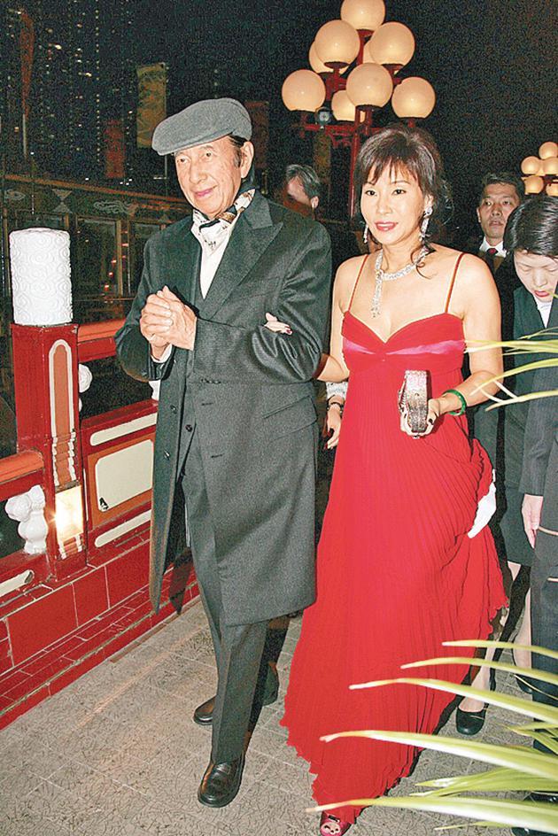 『窦骁』从普通保姆到赌王三太,窦骁的准岳母不简单