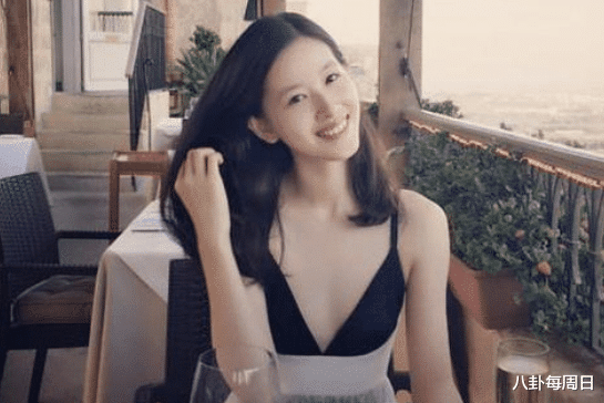 「章泽天」结婚前的章泽天有多美？跳健美操时纯素颜，和现在判若两人