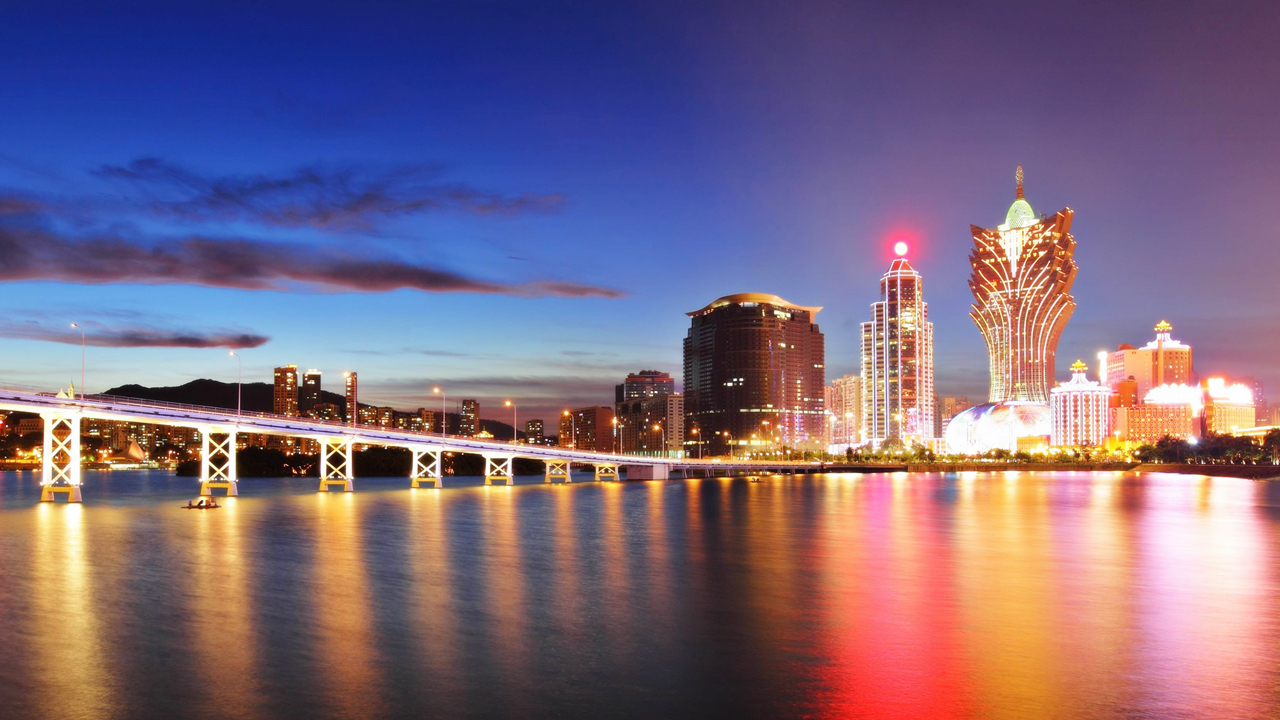 「上海市」夜景“最漂亮”的城市：前三名花落谁家，大家去过几个呢？