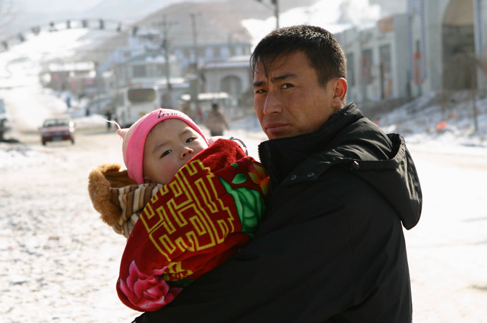 乙肝|55岁乙肝男子，巧用3味药材煮水，一年后成功“转阴”