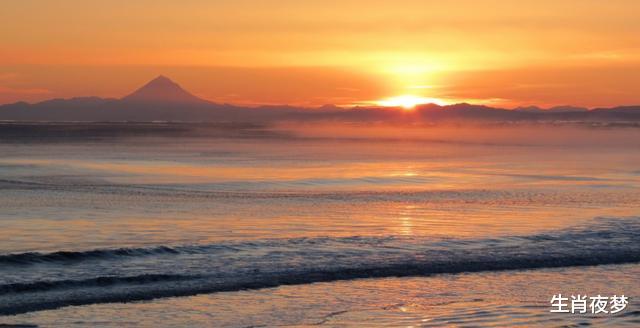 #生肖#5月底，旧情人主动诉相思，挚爱回归，3生肖感动落泪，执意要复合