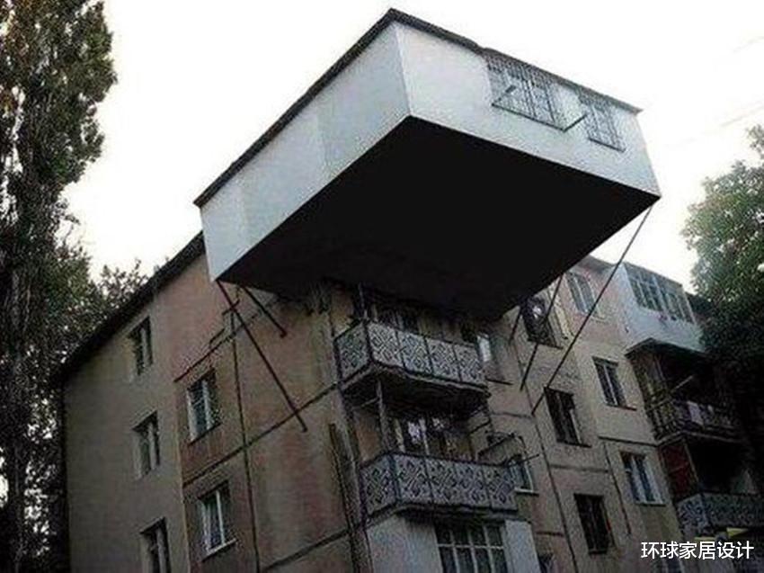 违章建筑|太牛了,上下错层2个阳台连通做一户,外国人违建国内人看了都服