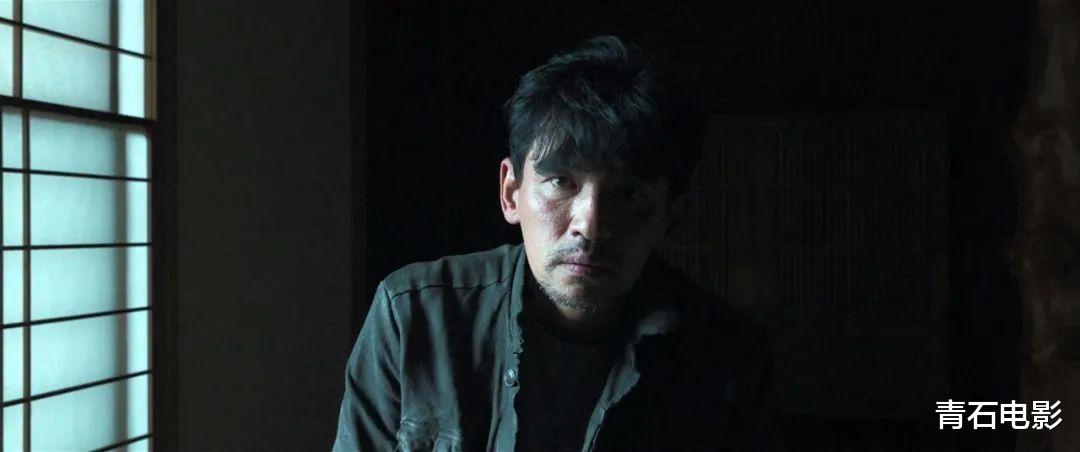 黄政民|来了！上映后连拿21天票房冠军，黄政民李政宰新片打戏太惊艳了