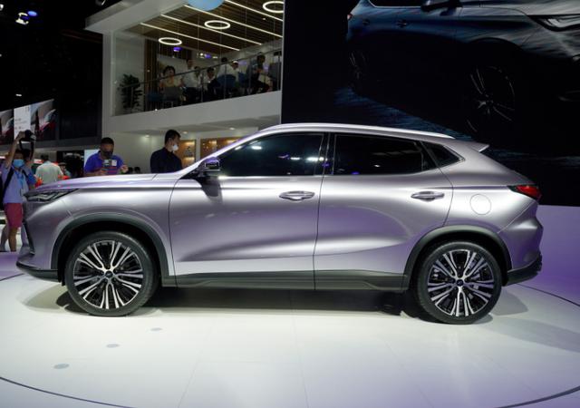 『长安汽车』长安再推全新SUV,命名欧尚X5,配蓝鲸NE1.5T发动机,或6万起!