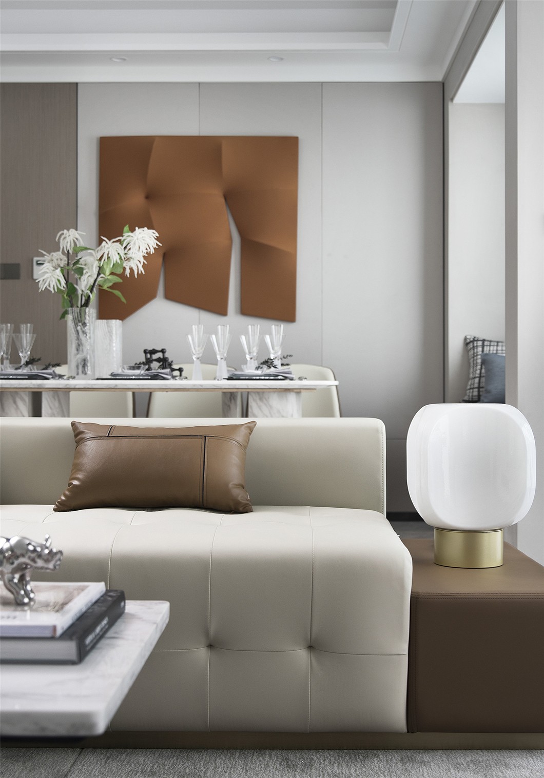 |130㎡现代低奢风样板间，柔和不乏雅致的高级感