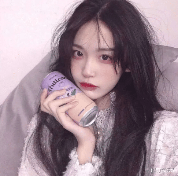 |“颜值高”的女孩子，脸上普遍有这3点特征，中两条受男神追捧！