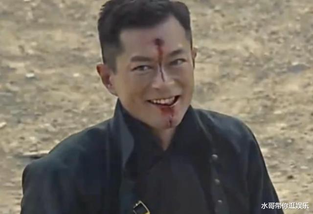 「电视剧」被子弹射中到底是什么感觉？看完不寒而栗，原来电视剧都是骗人的