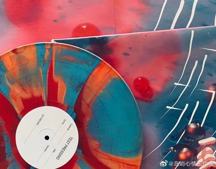 五条人|乐夏2刚开播,我就迷上了这些乐队的视觉设计!