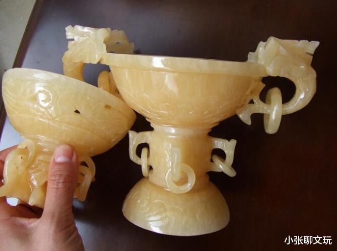 文玩|文玩市场遇见这些玉石绕道走，买一个坑一个，这九种“假”玉石千万不要买