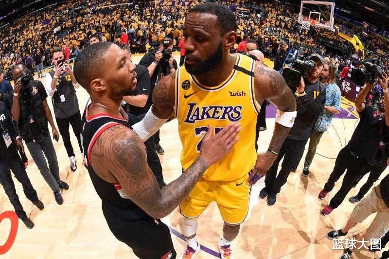 驴友|利拉德浓眉双双伤退！JR又向詹姆斯摊手了……