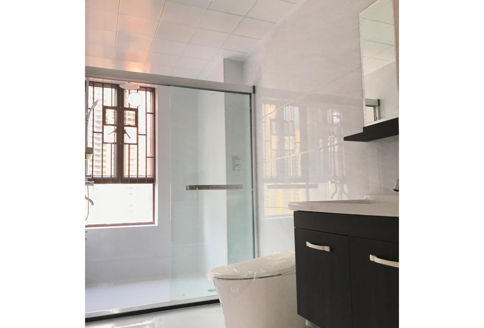 「」花了两天打扫干净，还没布置家具就很漂亮，家人都满意电视墙！