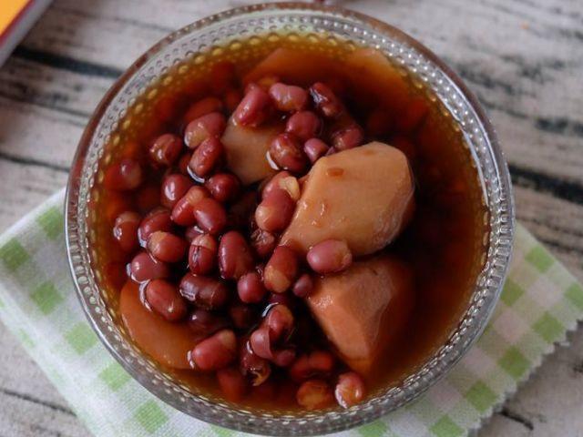 衰老|红豆和它同煮，天然“除湿汤”，让免疫力越来越强，皮肤变得越变越好
