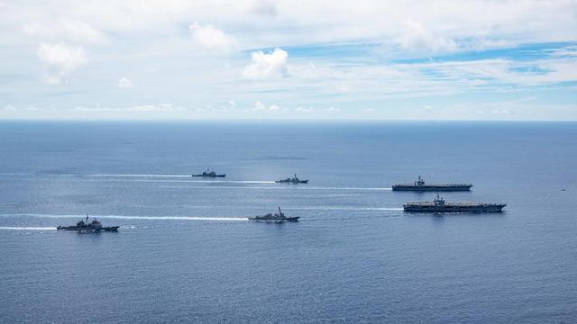 美军|警报再次响起，美军准航母闯入东海，我国防部警告绝不是空话