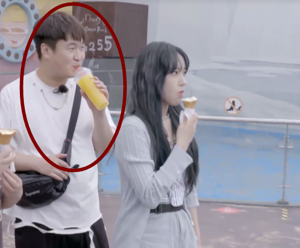 程潇|? 什么叫发型毁了整张脸？当程潇给男助理剪完头发后，帅成韩国欧巴