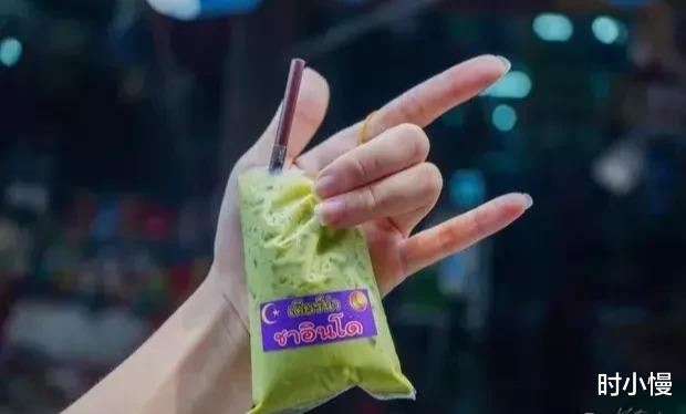 时小慢|90后小伙辞职卖奶茶被人笑结果月入过万:不是狠人就别创业