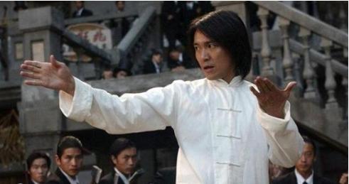 周星驰|当年自称能拿60亿票房，演《功夫2》只要10万？周星驰：1分钱也不要