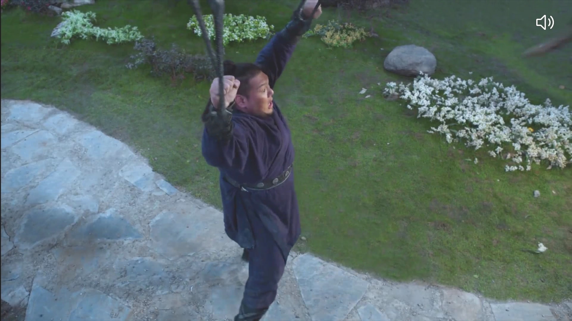 [长相守]《有匪》导演新剧《长相守》开播：尴尬得我脚趾头在地上抠出了三室一厅