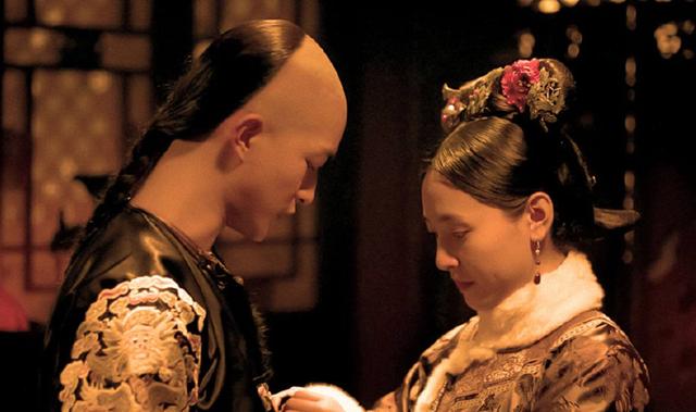 吴京|被吴京捧红的白眼狼，爆红后却“反咬”吴京，现落魄为过街老鼠