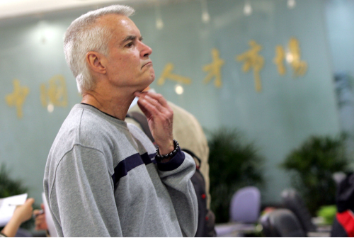 华为|自作自受！美国面临困境，专家：全球企业去美化将成为趋势