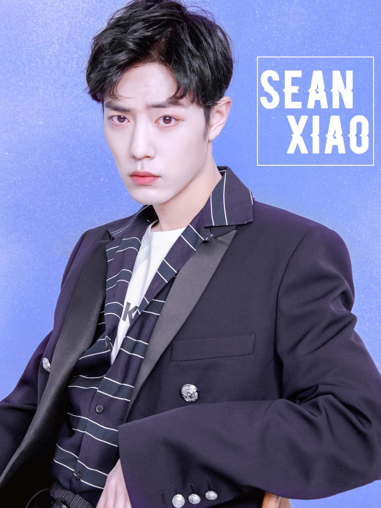 【肖战】肖战复工后实力再提升,实体专辑开售瞬间下架,没有预热依然售空