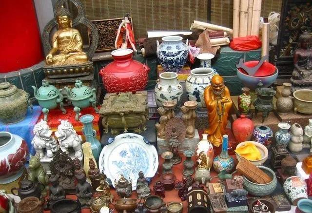 「文玩」买文玩，别只盯着潘家园，中国10个知名文玩市场，总有一个适合你