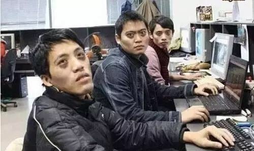 ：面临高考的男生，成绩较差，该上什么学校? 学什么专业?