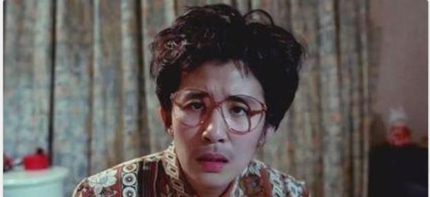 焦恩俊：那些长相“奇丑”的明星，曾经个个颜值逆天，“西门大妈”太惊艳