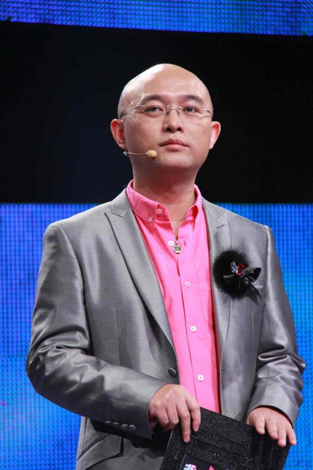 孟非|非诚勿扰：“外卖”小哥刚上台，24位女嘉宾集体灭灯说：你走吧