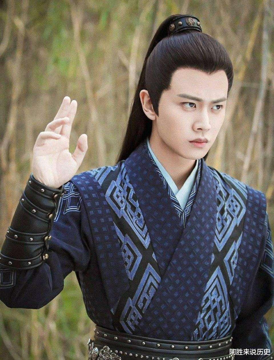 罗云熙|他被嘲与谭松韵搭戏最丑男演员，靠杨紫翻身，今被骂演啥都一样