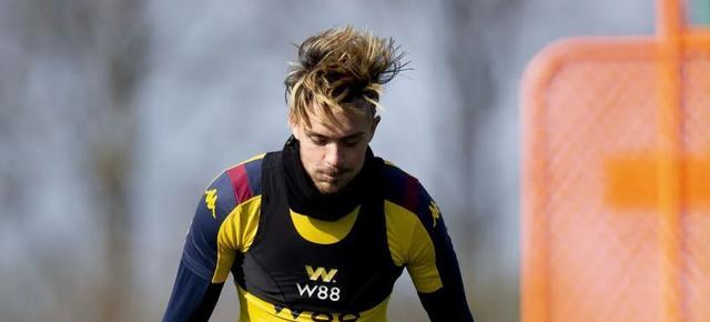 [卡纳瓦罗]7500万转会费+15万周薪！曼联头号目标出炉，或加速博格巴离队