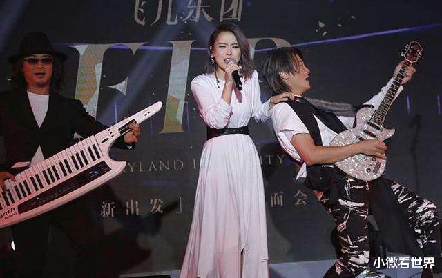飞儿乐团▲主唱詹雯婷自曝被“飞儿乐队”踢出局,今重回乐坛,乐队却凉了