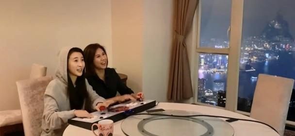 人生贏傢！TVB花旦林夏薇15億豪宅裡玩遊戲，居高臨下賞維港景-圖2