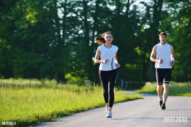 『长寿』健身界公认超燃脂杀手——跳绳，坚持1个月，让你暴瘦8斤