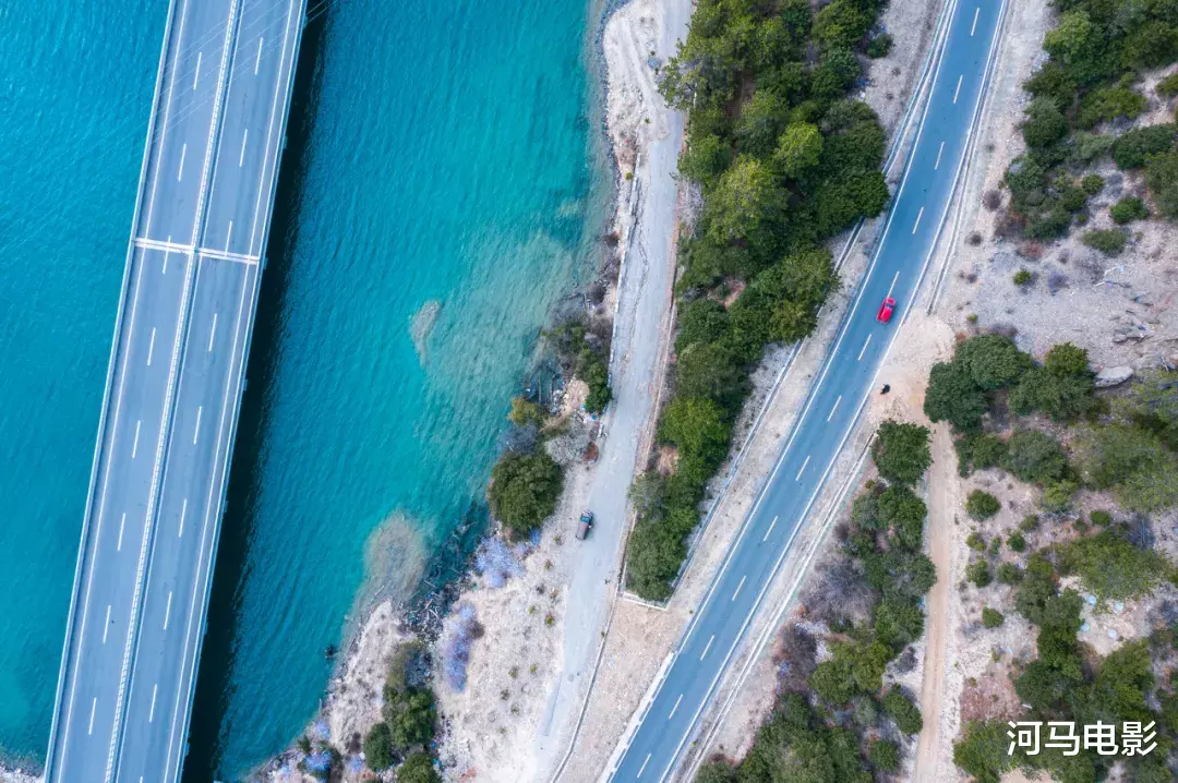 #自驾#中国最美6条自驾路线，此生必去一次