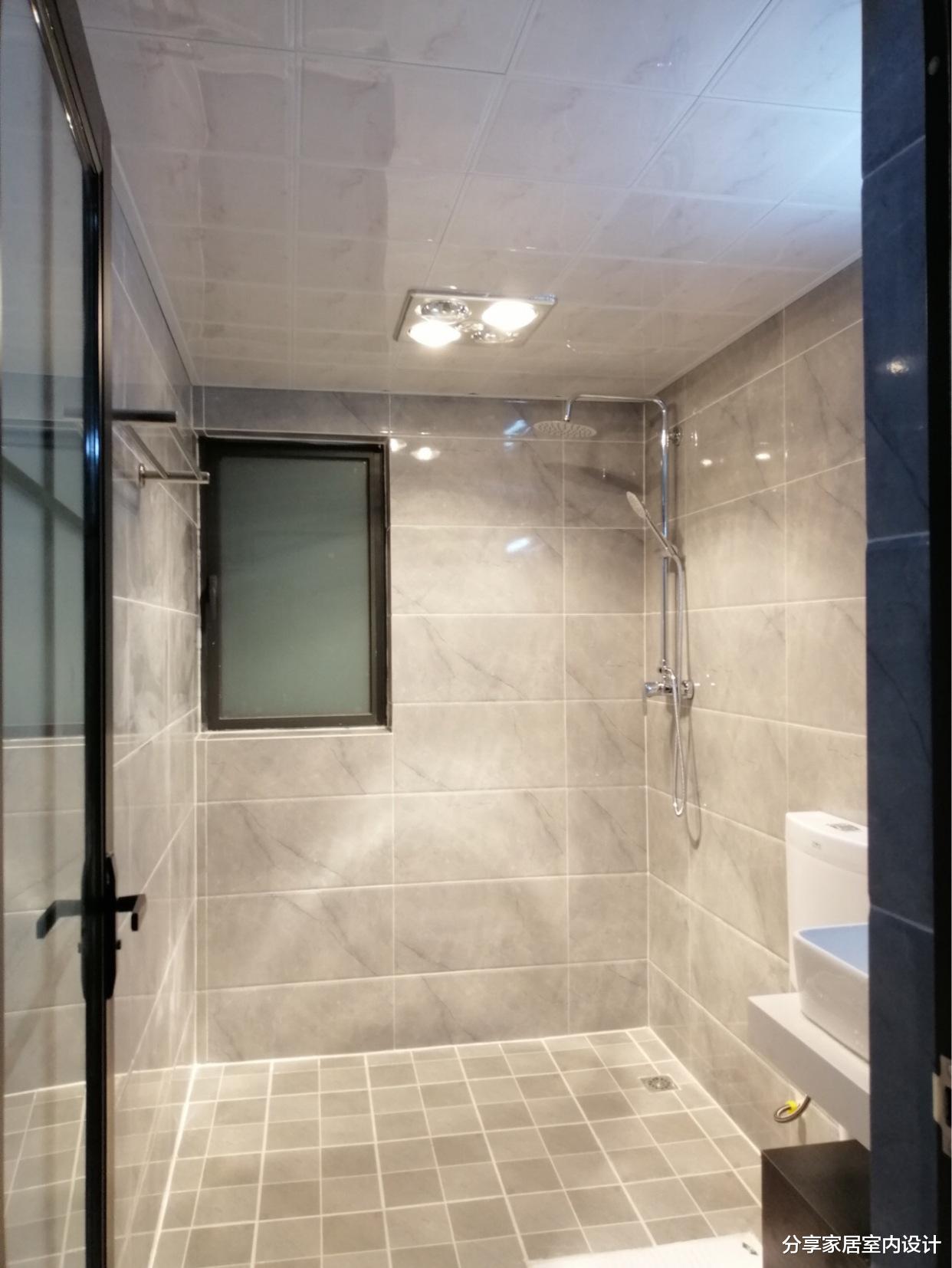 「」人生第一套新房,放弃吊顶,全屋非常简约,打扫干净就很漂亮!