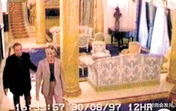 戴安娜@戴安娜生前最后画面,和埃及富豪男友酒店甜蜜,完全不知死神将降临