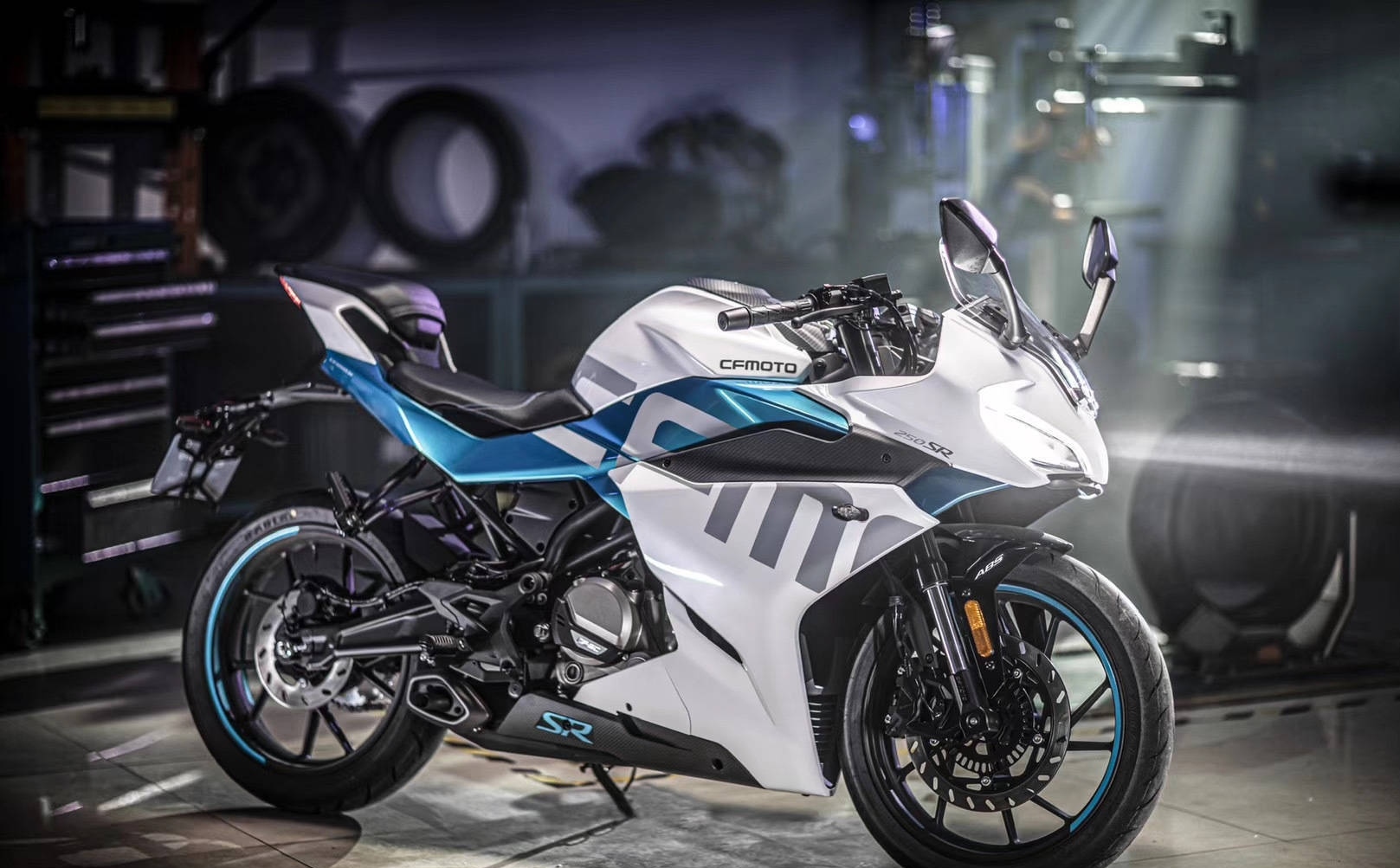 『』有料的国产仿赛来了，春风250SR