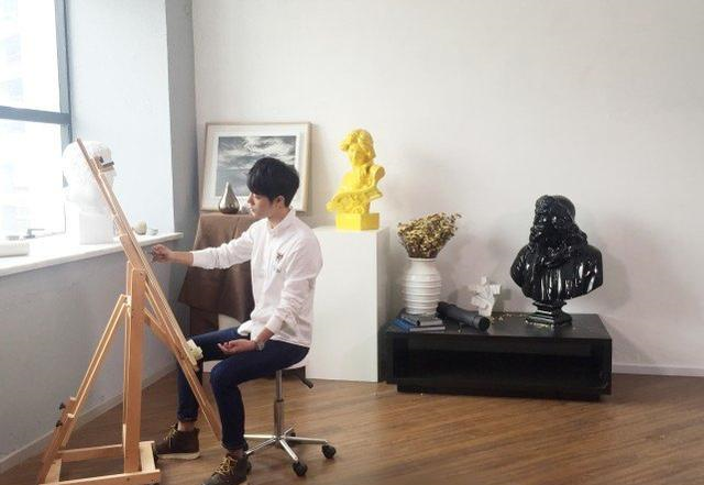 「肖战」化妆师爆料肖战出道前照片!五年变化太大,亲证本人很帅没有整容